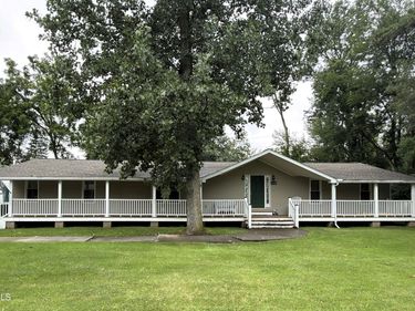 802 S Favony Avenue, Holland, OH 43528