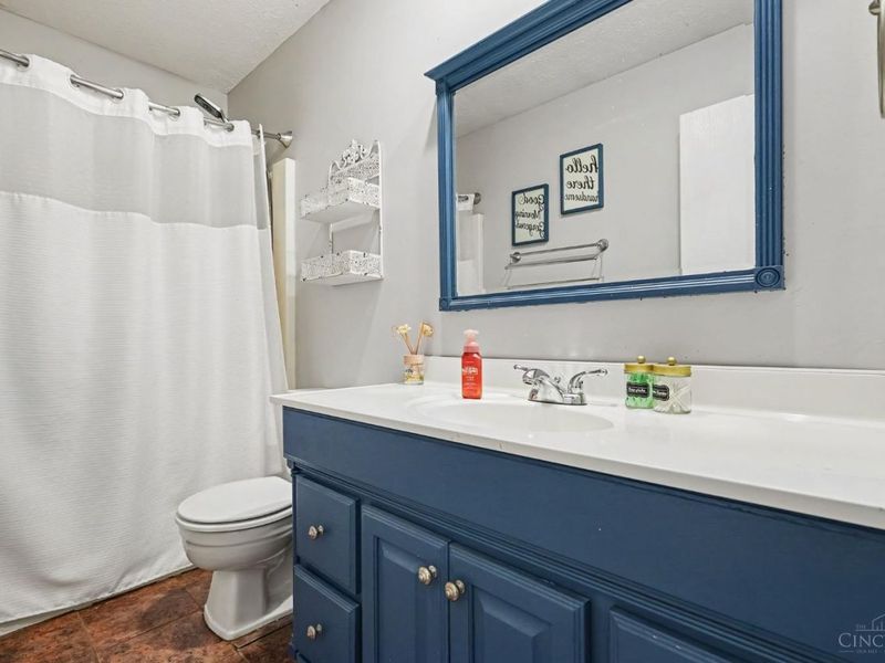 5862 Forge Bridge Drive, West Chester, OH 45069 Photo 13