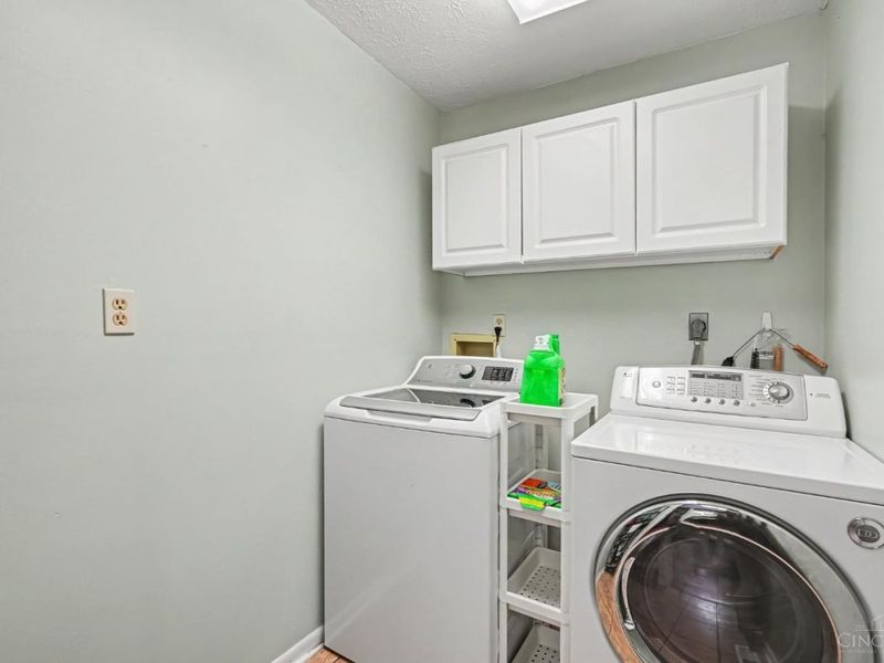 5862 Forge Bridge Drive, West Chester, OH 45069 Photo 18