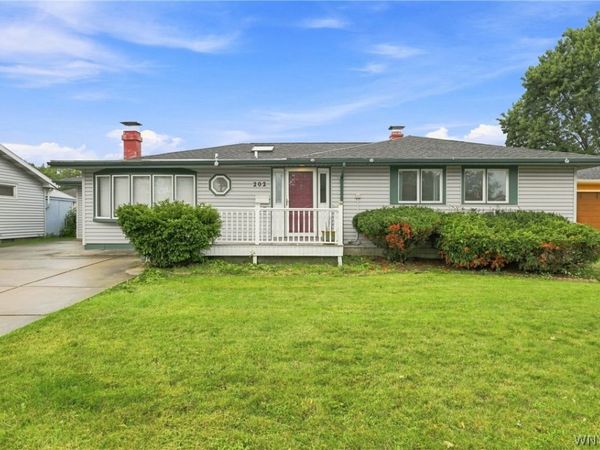 202 Jamaica Road, Tonawanda, NY 14150