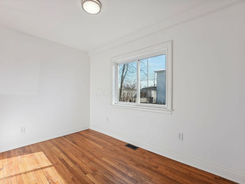 2481 Osceola Avenue, Columbus, OH 43211 Photo 17