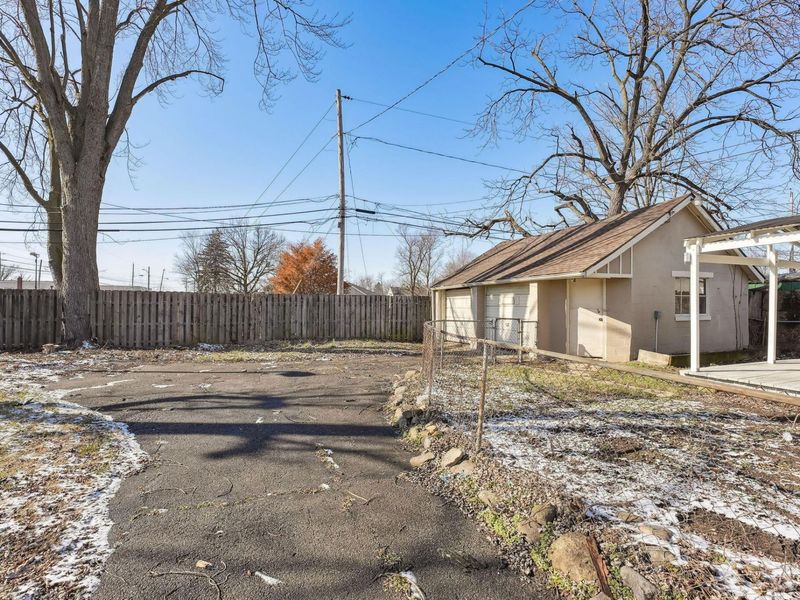 2481 Osceola Avenue, Columbus, OH 43211 Photo 30