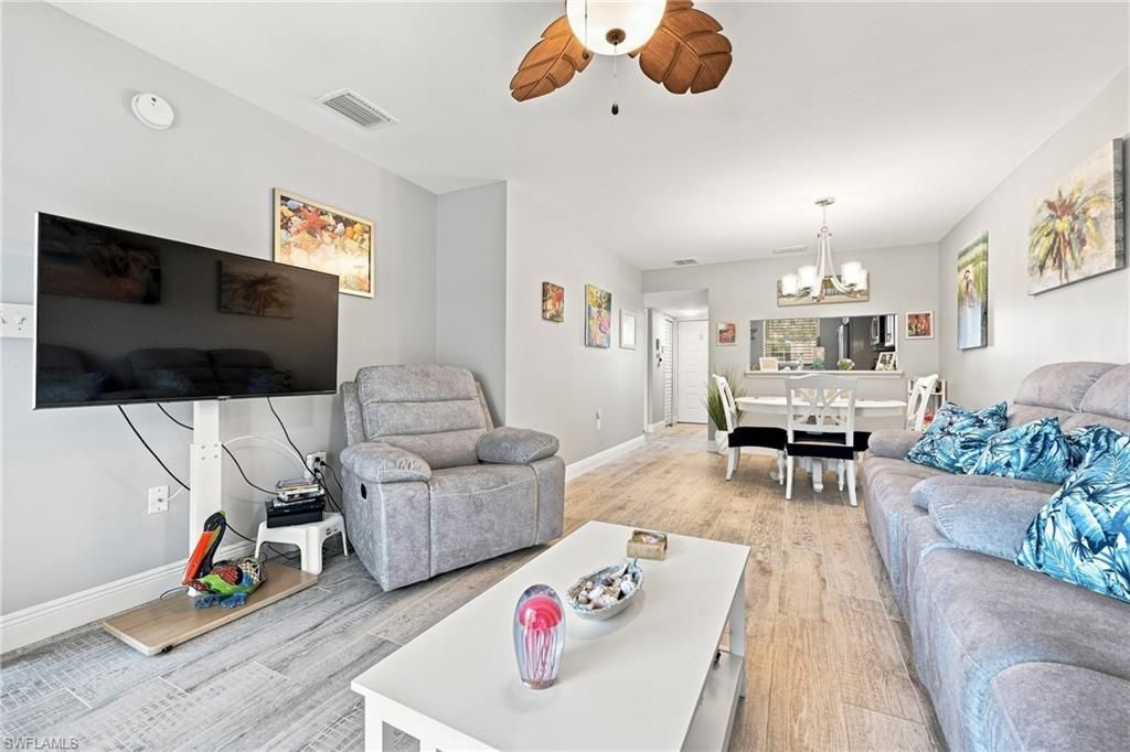 9271 Central Park Dr, Unit 206, Fort Myers, FL 33919 Photo