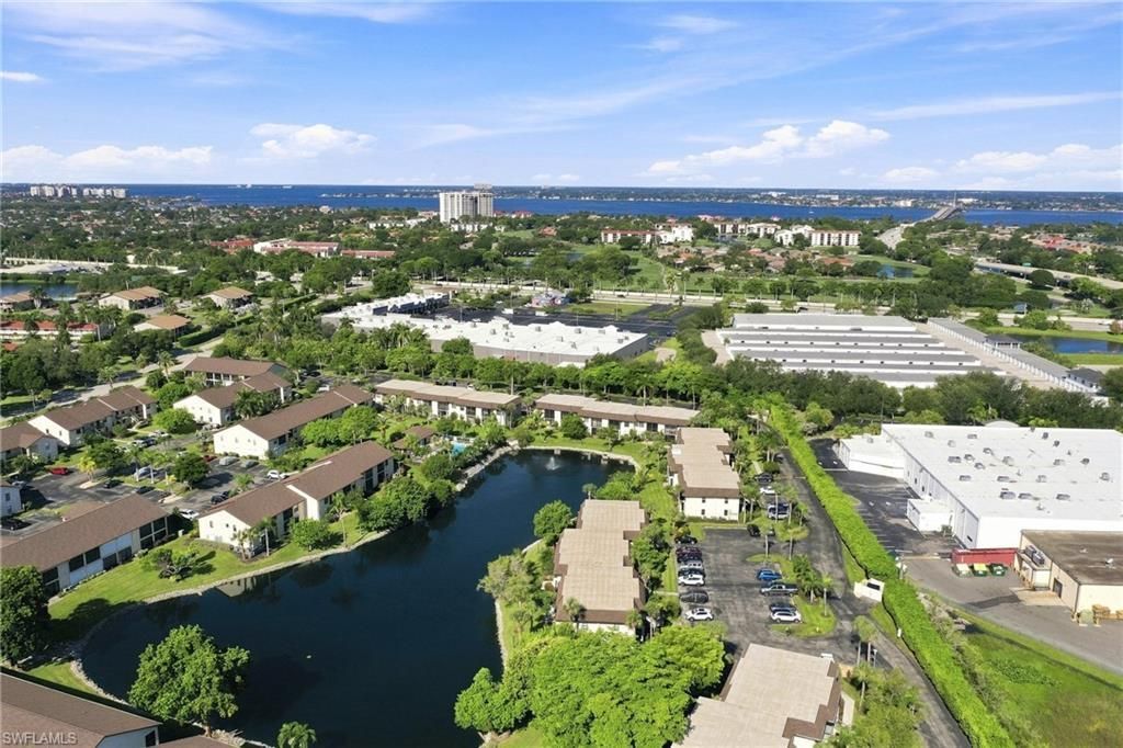 9271 Central Park Dr, Unit 206, Fort Myers, FL 33919 Photo