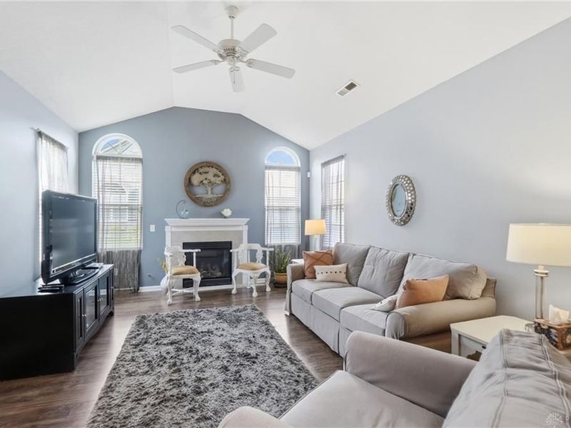 2375 Locust Hill Boulevard, Beavercreek, OH 45431 Photo 10