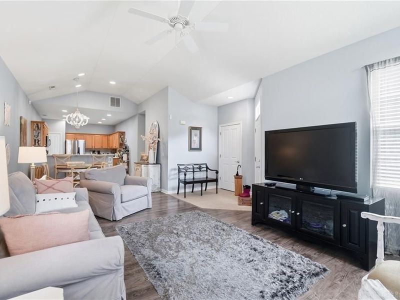 2375 Locust Hill Boulevard, Beavercreek, OH 45431 Photo 13