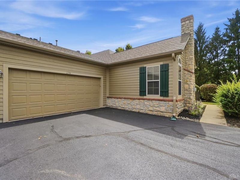 2375 Locust Hill Boulevard, Beavercreek, OH 45431 Photo 34