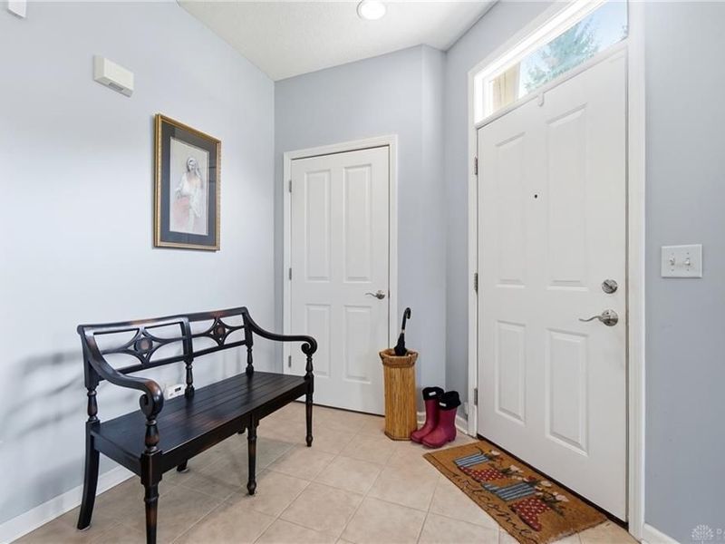 2375 Locust Hill Boulevard, Beavercreek, OH 45431 Photo 8