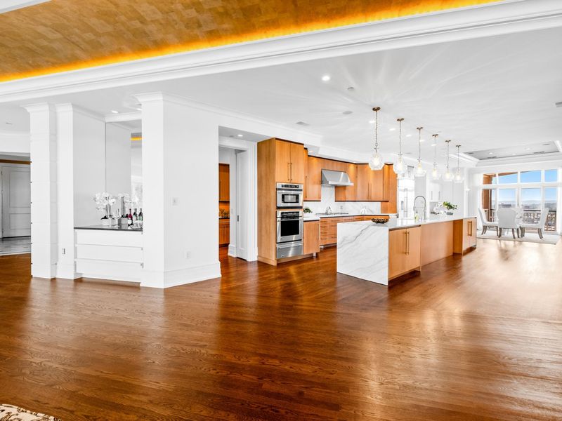 100 W Rivercenter Boulevard, Unit 3B, Covington, KY 41011 Photo 26
