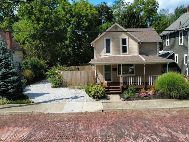 56 Charlotte Street, Akron, OH 44303 Photo 1