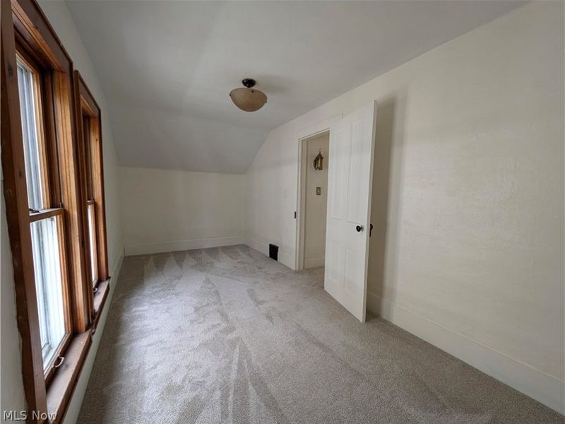 56 Charlotte Street, Akron, OH 44303 Photo 26