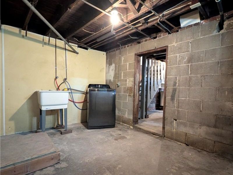 56 Charlotte Street, Akron, OH 44303 Photo 37