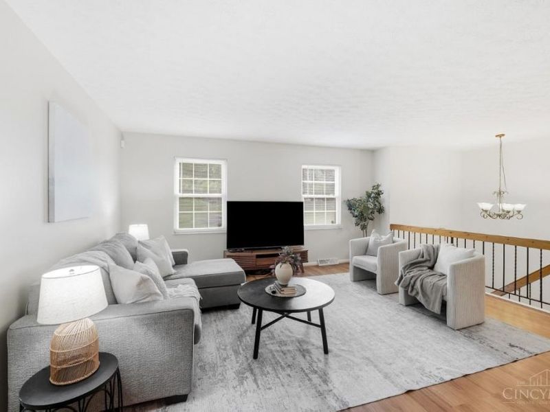 7709 Whitehall Circle W, West Chester, OH 45069 Photo 10