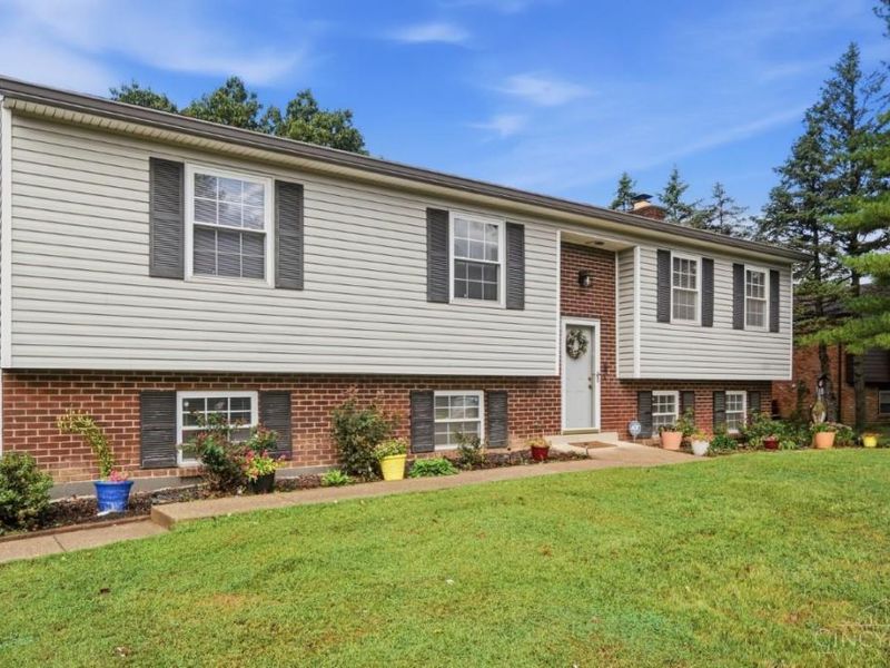 7709 Whitehall Circle W, West Chester, OH 45069 Photo 4