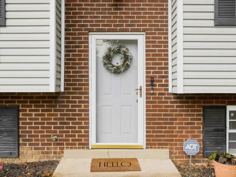 7709 Whitehall Circle W, West Chester, OH 45069 Photo 5