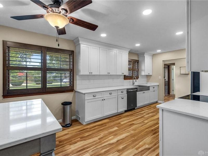802 Range Avenue, Miamisburg, OH 45342 Photo 9