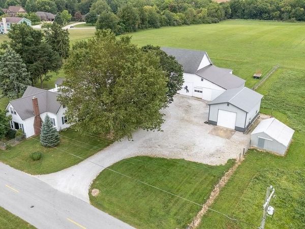4327 S 100 W Road, Kokomo, IN 46902