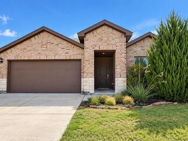 10333 Fort Croghan Trail, Crowley, TX 76036