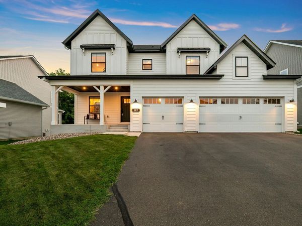 107 Maple Terrace, Waconia, MN 55387