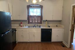 208 Rhame Street photo 4