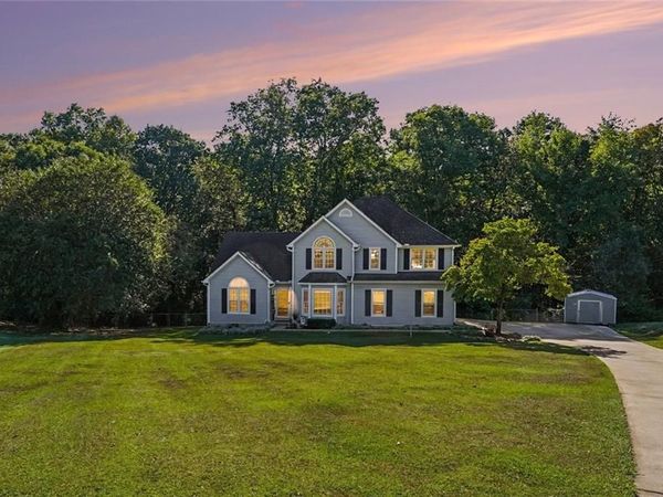 285 Creekside Way, Mcdonough, GA 30252