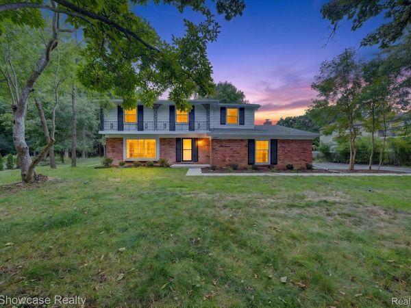 4069 Barnaby Court, West Bloomfield Township, Mi 48323
