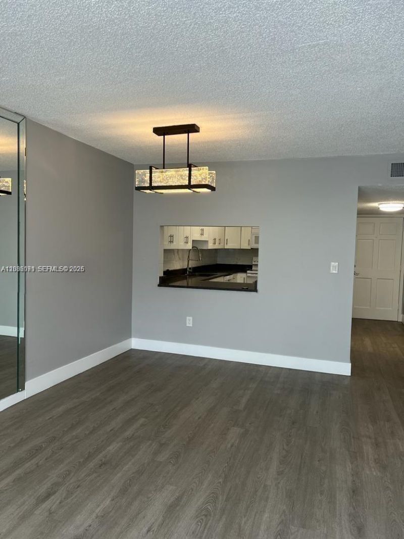 10000 NW 80th Ct, Unit 2312, Hialeah Gardens, FL 33016 Photo
