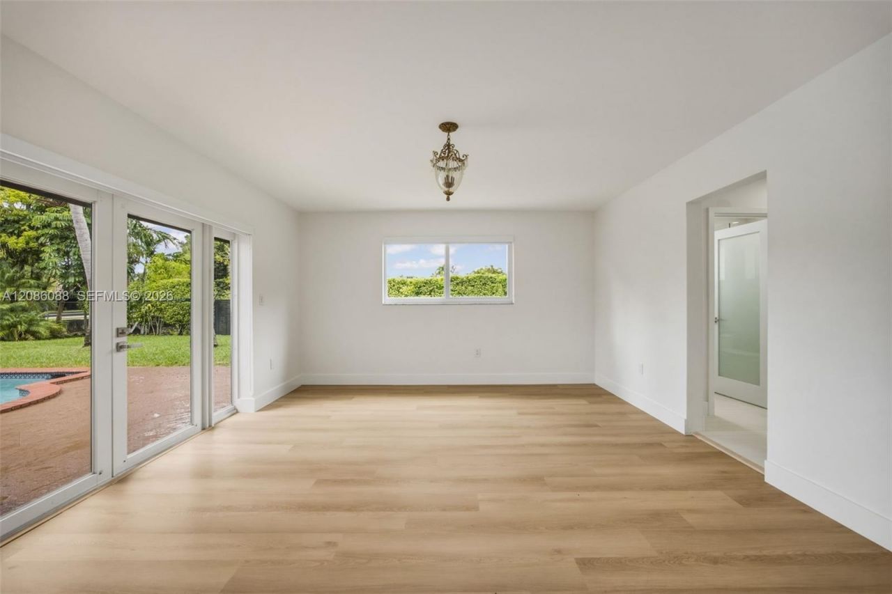 13240 SW 70th Ave, Pinecrest, FL 33156 Photo