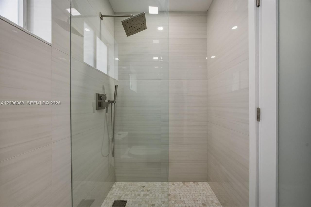 13240 SW 70th Ave, Pinecrest, FL 33156 Photo