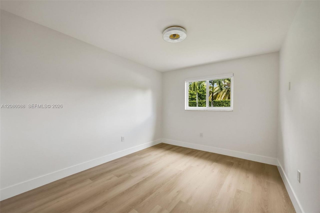 13240 SW 70th Ave, Pinecrest, FL 33156 Photo