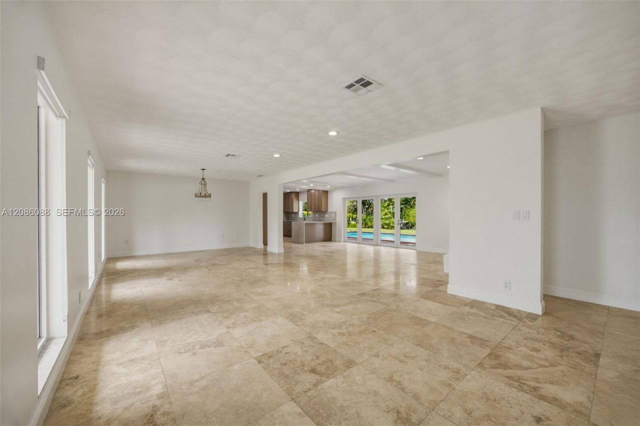 13240 SW 70th Ave, Pinecrest, FL 33156 Photo