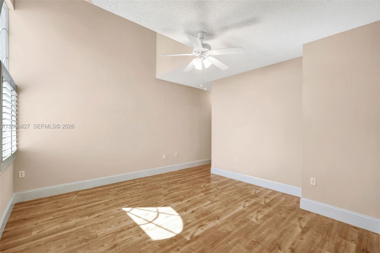 513 W Palm Aire Dr, Unit 513, Pompano Beach, FL 33069 Photo