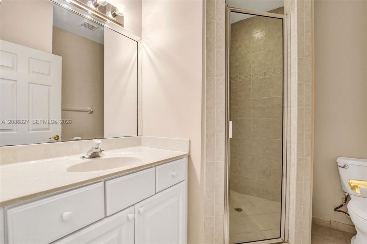 513 W Palm Aire Dr, Unit 513, Pompano Beach, FL 33069 Photo