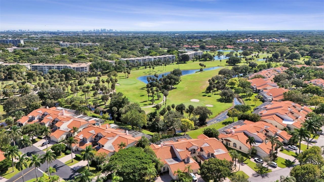 513 W Palm Aire Dr, Unit 513, Pompano Beach, FL 33069 Photo