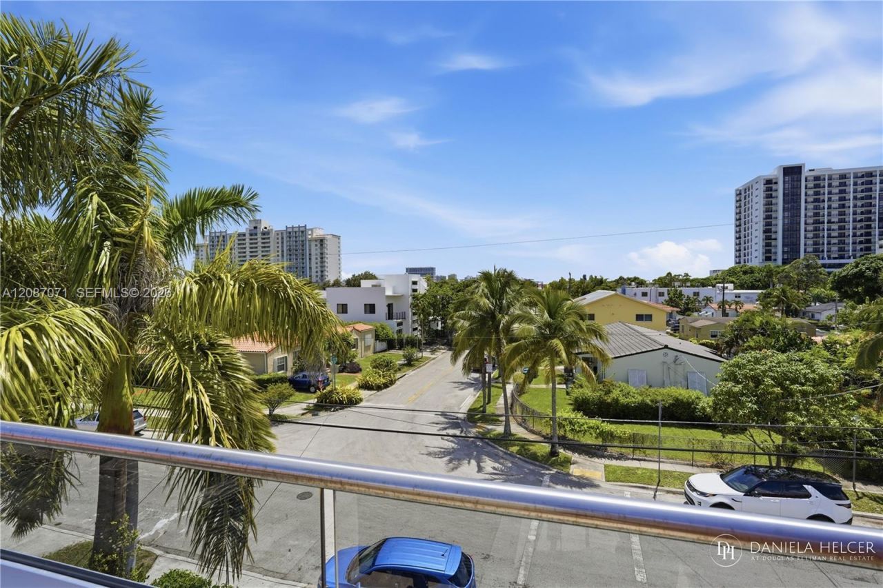 3091 SW 21st St, Miami, FL 33145 Photo