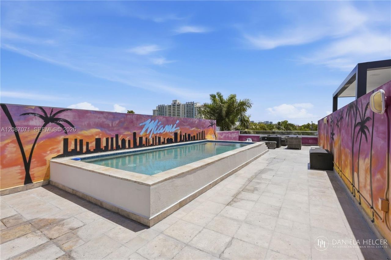 3091 SW 21st St, Miami, FL 33145 Photo