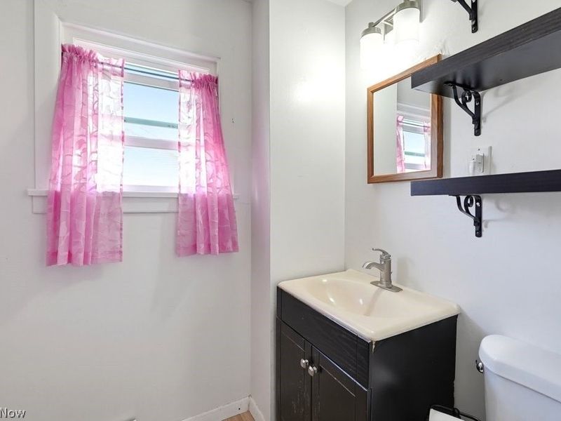 1362 Yellowstone Avenue, Akron, OH 44310 Photo 17