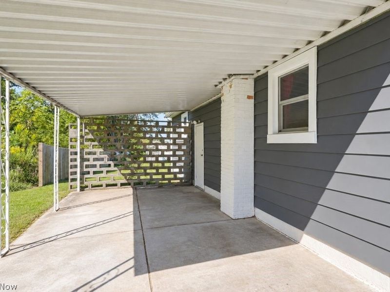 1362 Yellowstone Avenue, Akron, OH 44310 Photo 3