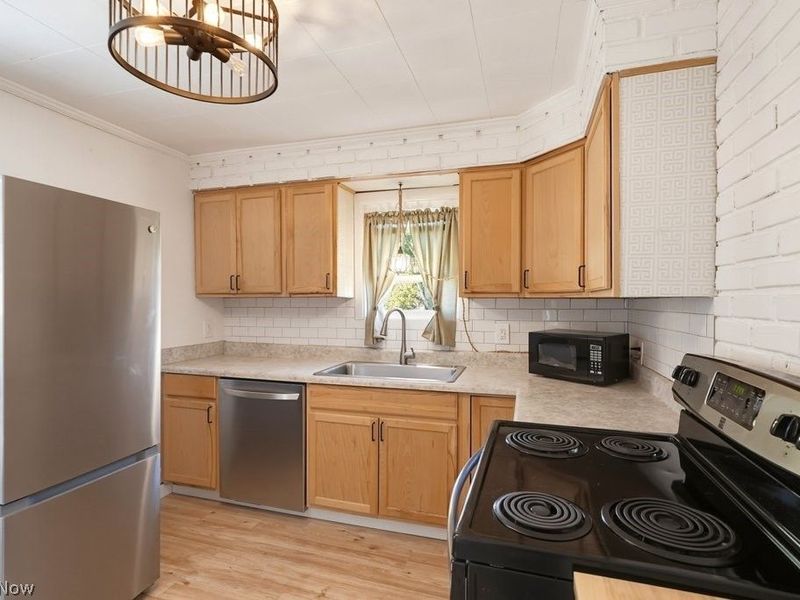 1362 Yellowstone Avenue, Akron, OH 44310 Photo 9