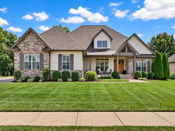 279 Harrowgate Dr, Clarksville, TN 37043