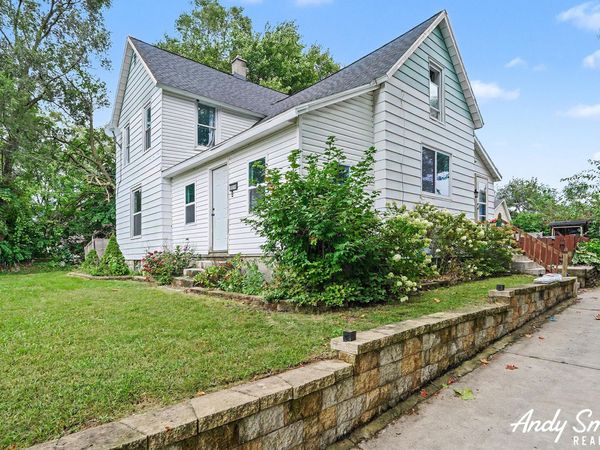 2230 Hoyle Avenue NW, Grand Rapids, MI 49544