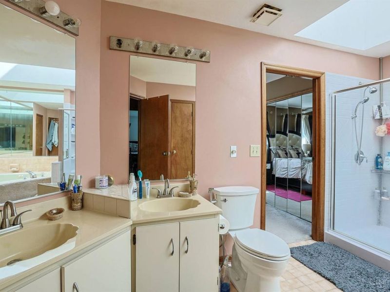 205 Droxford Court, Unit 112, Cincinnati, OH 45246 Photo 20