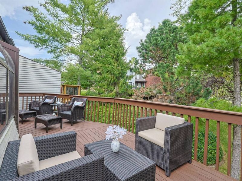 205 Droxford Court, Unit 112, Cincinnati, OH 45246 Photo 38