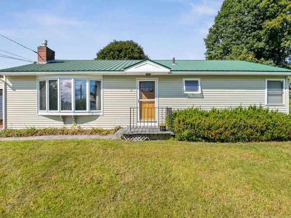 12 Grandview Avenue, Barre City, VT 05641