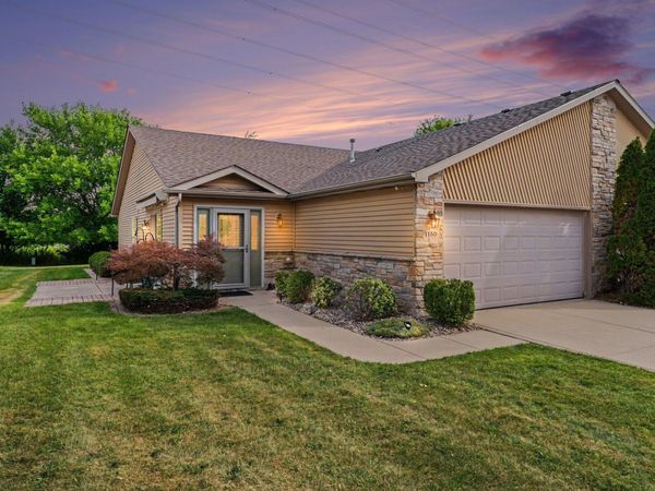 1150 W 86th Place, Merrillville, IN 46410