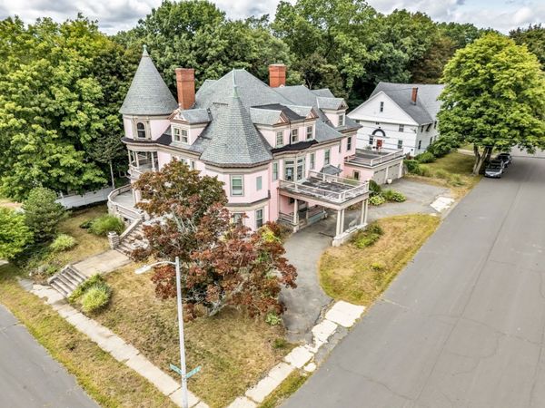 40 Westland Ter, Haverhill, MA 01830