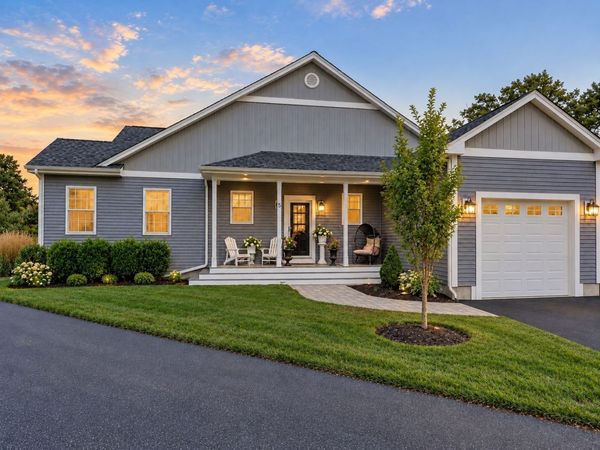 5 Jetty Ct, Wareham, MA 02558