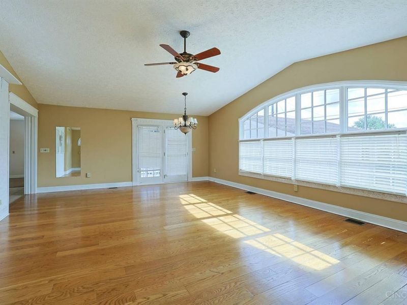 6508 Canastota Drive, Fairfield Township, OH 45011 Photo 10