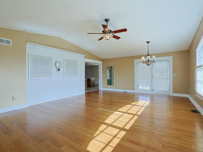 6508 Canastota Drive, Fairfield Township, OH 45011 Photo 11