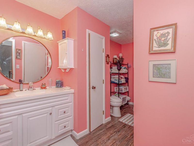 7663 Brams Hill Drive, Washington Township, OH 45459 Photo 14